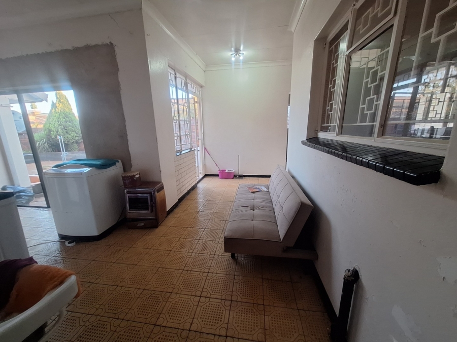 4 Bedroom Property for Sale in Mohadin North West